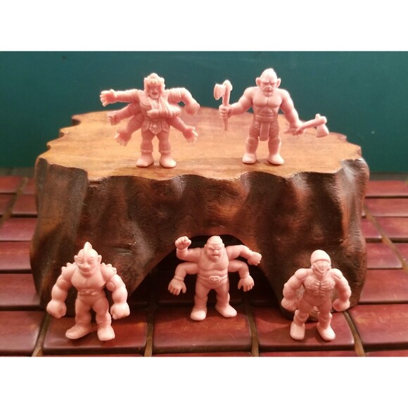 5 80's M.U.S.C.L.E. Men Figures Kinnikuman Flesh Color  #s 077 133 145 154 174 - Picture 1 of 9